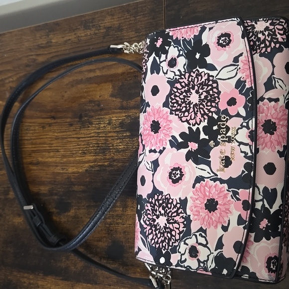 Kate Spade Dahlia pink and black floral crossbody - Picture 5 of 6